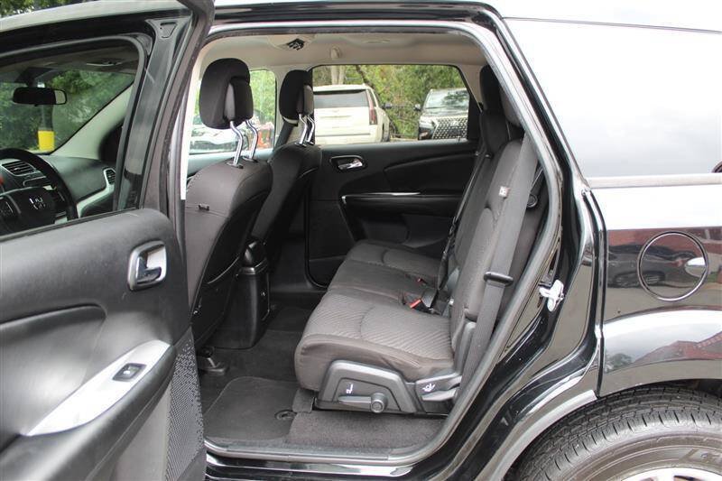 Used 2014 Dodge Journey SXT w/ Flexible Seating Group AWD/4WD image 20