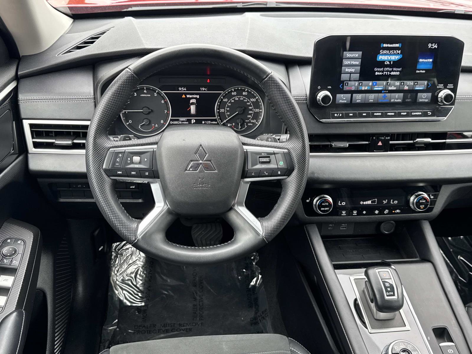 Used 2023 Mitsubishi Outlander SE FWD image 8