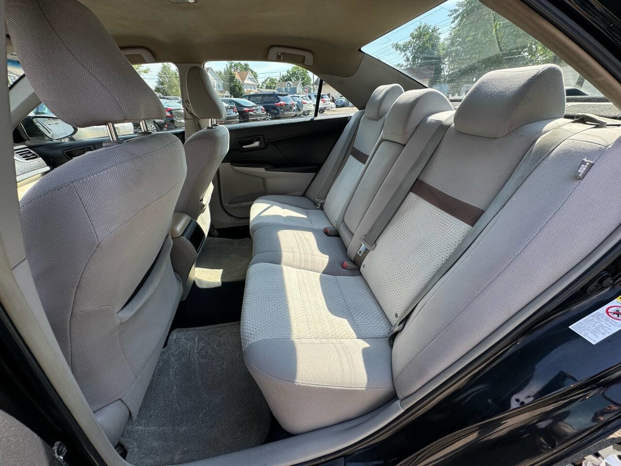 Used 2012 Toyota Camry LE image 16