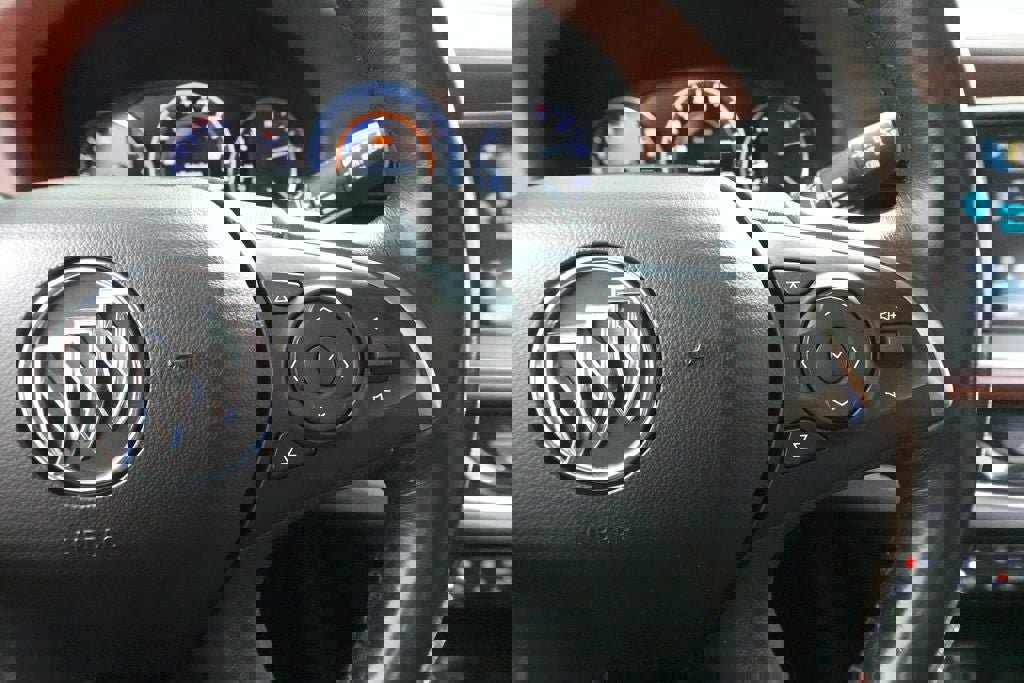 Used 2018 Buick Enclave Avenir w/ Avenir Technology Package image 14