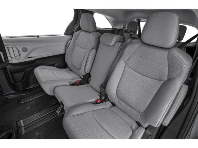 Used 2025 Toyota Sienna LE FWD image 12
