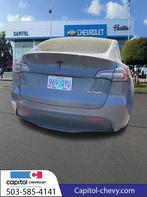 Used 2022 Tesla Model Y Long Range AWD/4WD image 24