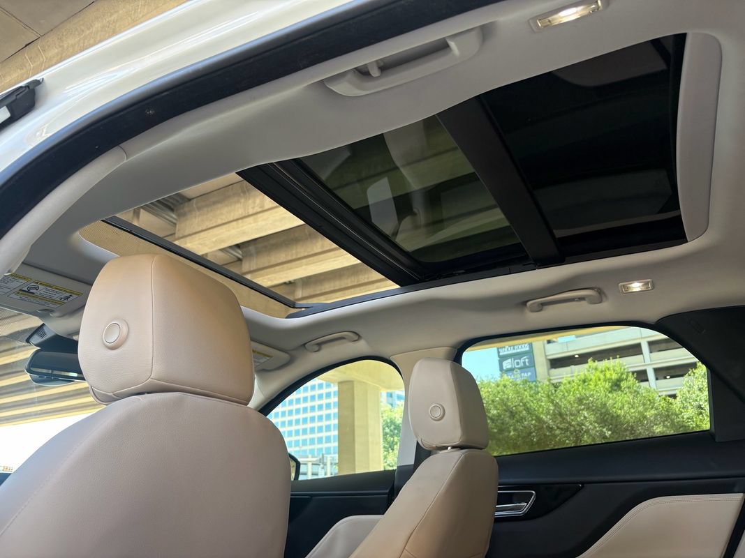 Used 2018 Jaguar F-PACE Premium AWD/4WD image 26