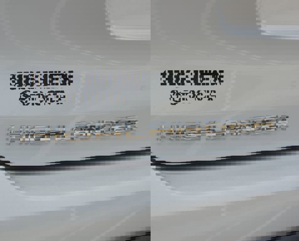 Certified 2025 Toyota Highlander Limited image 19