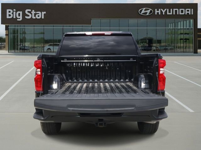 Used 2025 Chevrolet Silverado 1500 Custom image 8