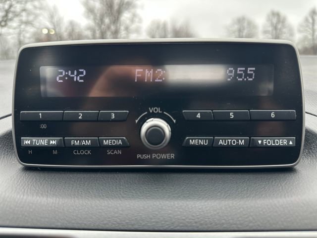 Used 2014 MAZDA MAZDA3 i Touring image 16