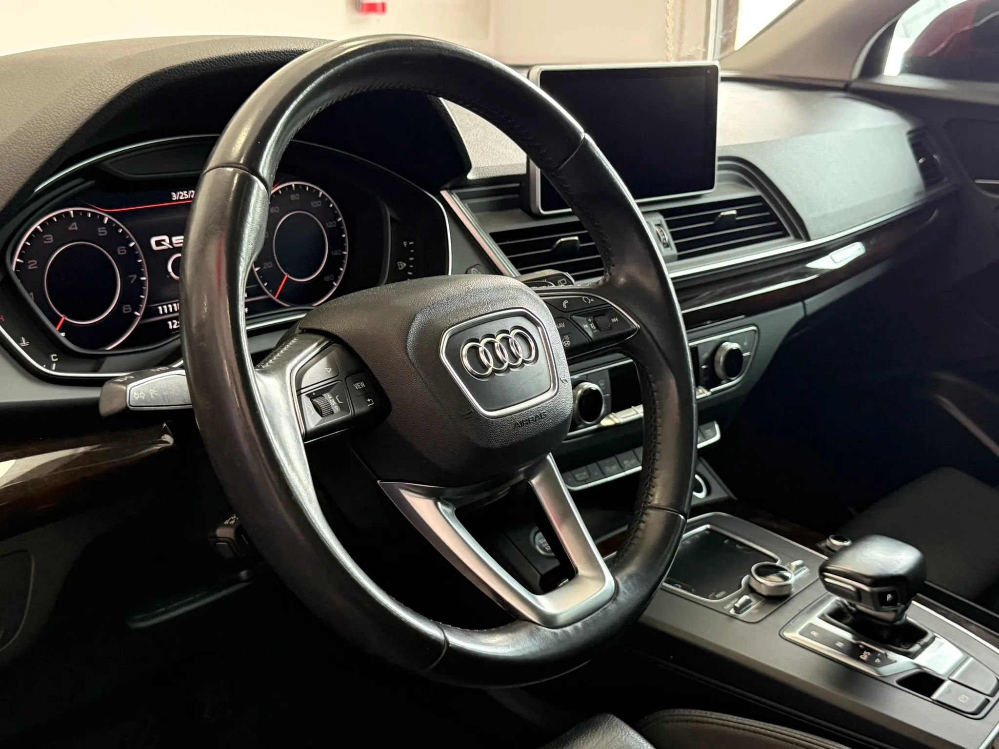 Used 2018 Audi Q5 2.0T Premium Plus w/ Premium Plus Package image 9