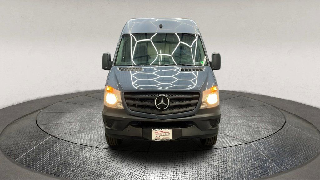 Used 2018 Mercedes-Benz Sprinter 2500 image 3