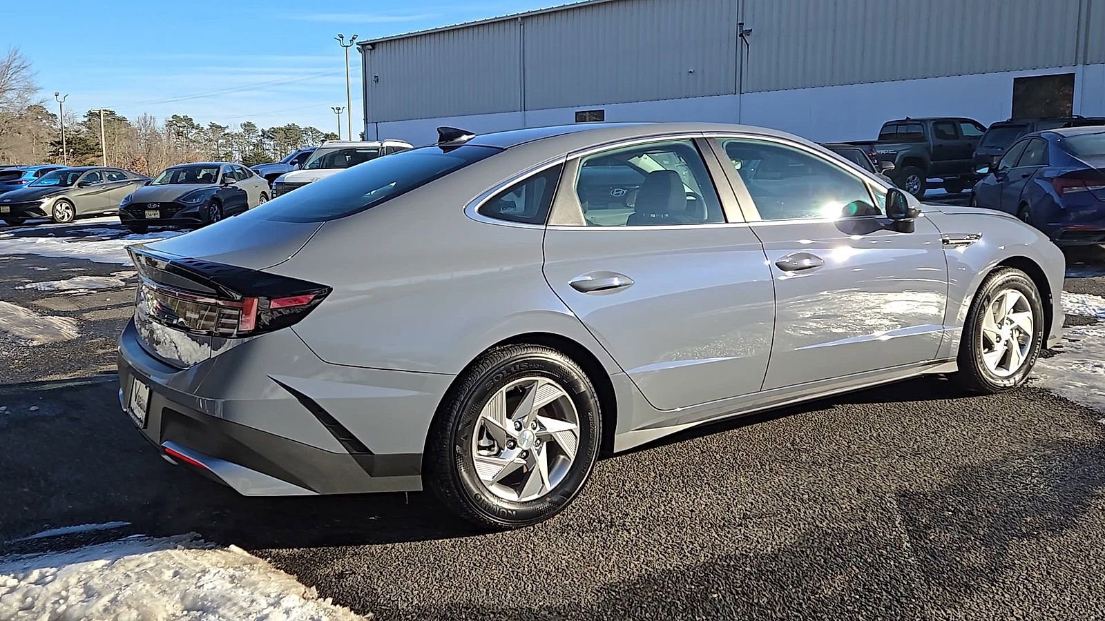 Used 2025 Hyundai Sonata SE image 8