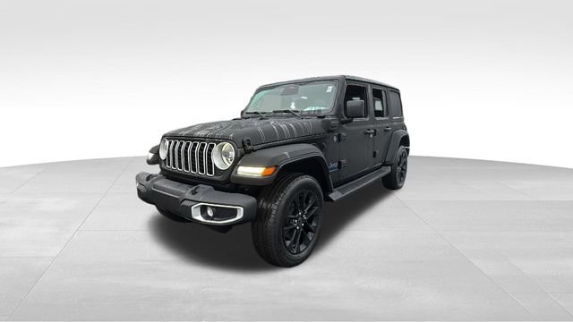 Used 2025 Jeep Wrangler Unlimited Sahara image 3