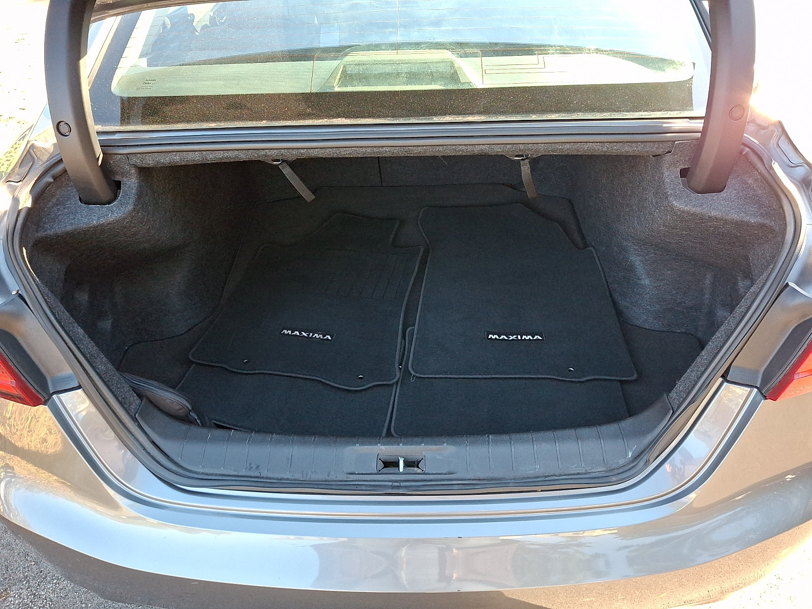 Used 2016 Nissan Maxima Platinum FWD image 30