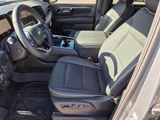 New 2026 Chevrolet Suburban Premier w/ Sun And Tow Package AWD/4WD image 6