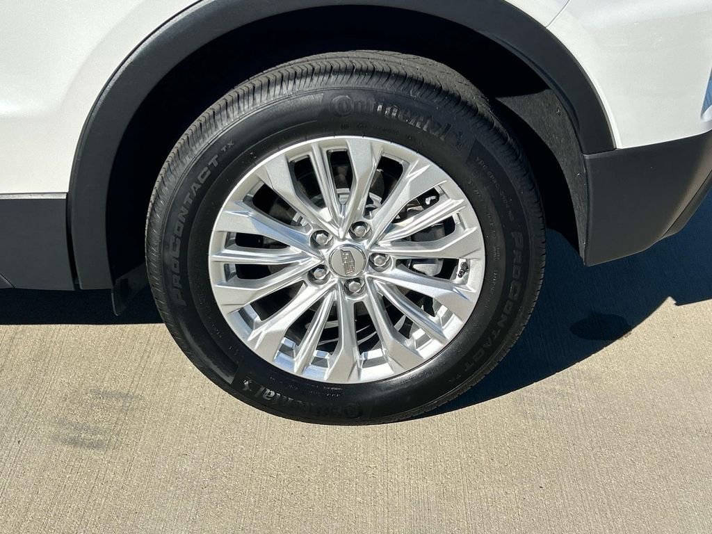 Certified 2024 Cadillac XT4 Luxury w/ Cold Weather Package image 11