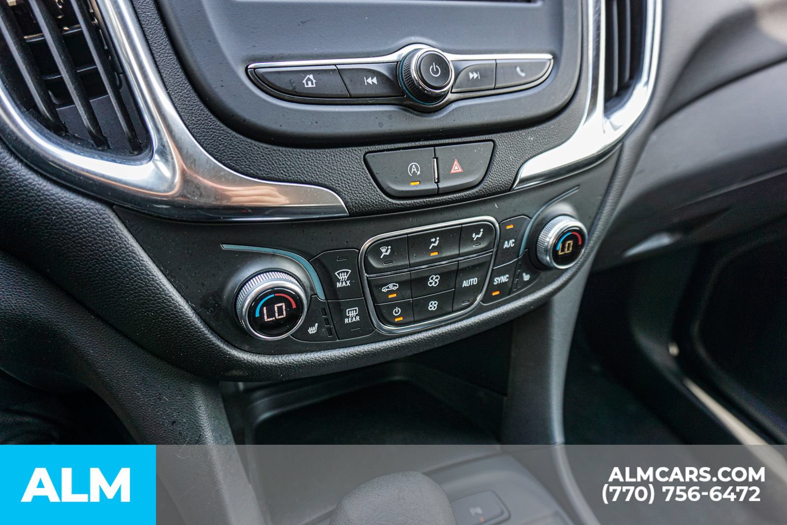Used 2024 Chevrolet Equinox LT FWD image 42