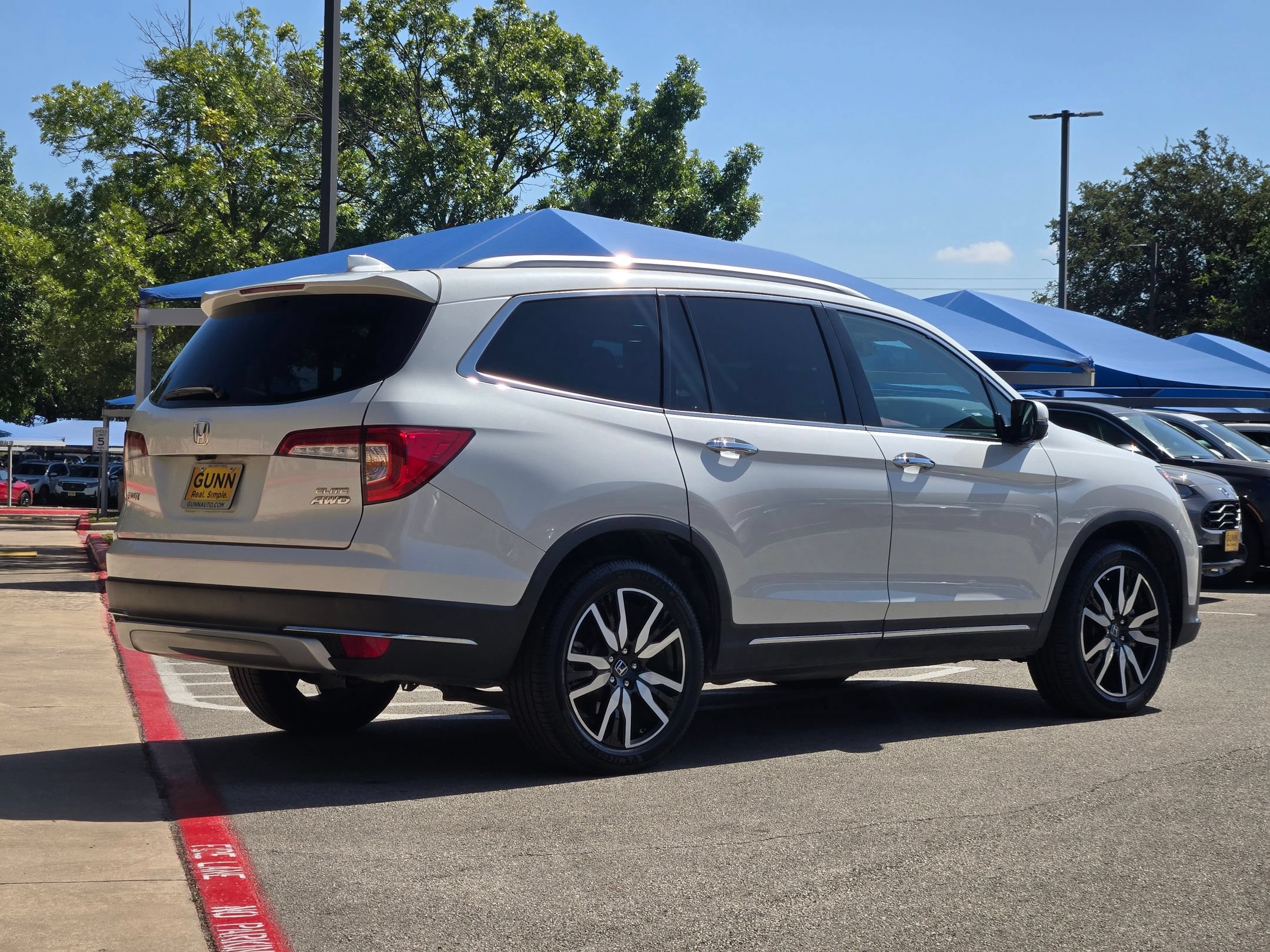 Certified 2021 Honda Pilot Elite image 3