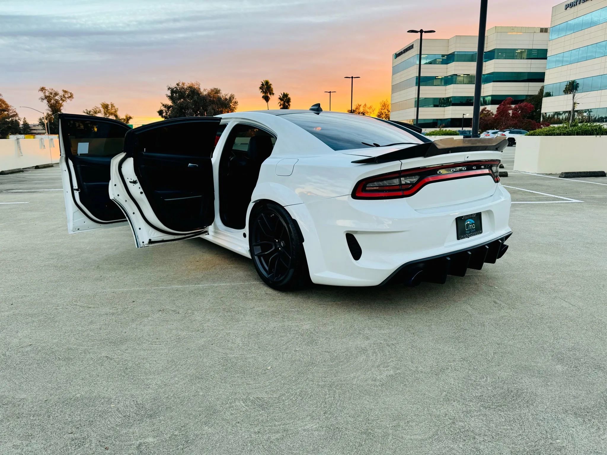 Used 2017 Dodge Charger R/T RWD image 48