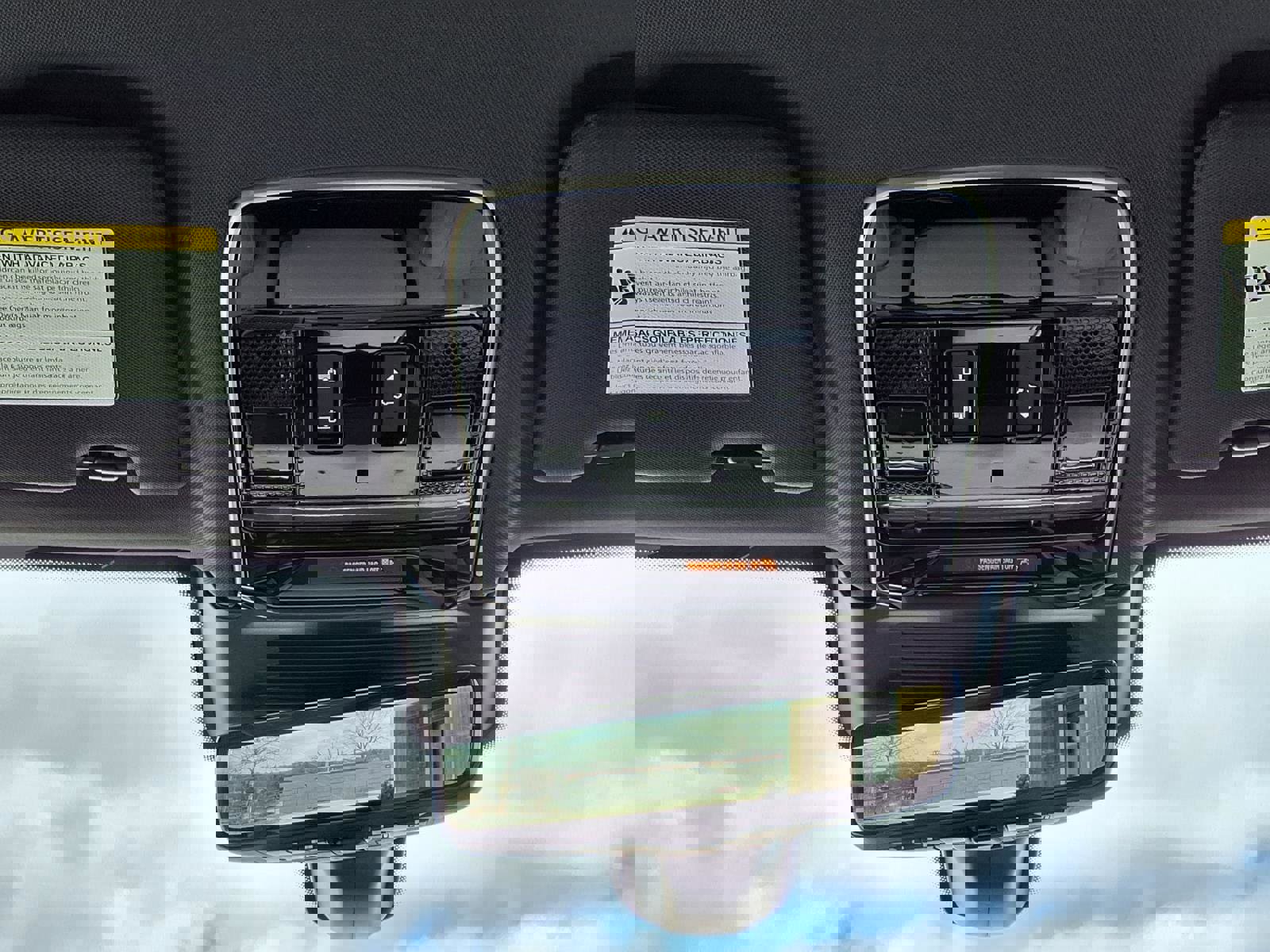 New 2026 Land Rover Range Rover Long Wheelbase SE image 24