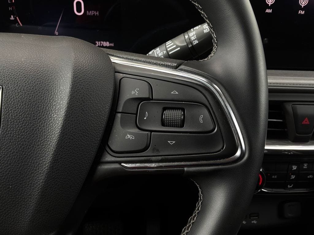 Used 2025 Buick Encore GX Preferred FWD image 32