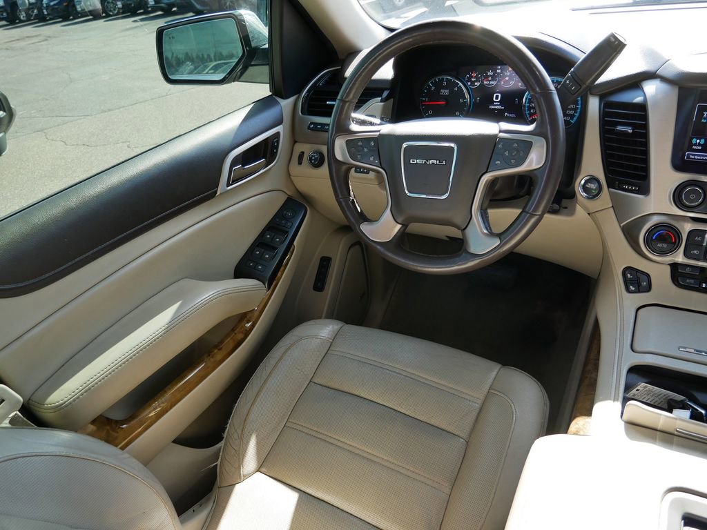 Used 2017 GMC Yukon Denali w/ Open Road Package AWD/4WD image 19