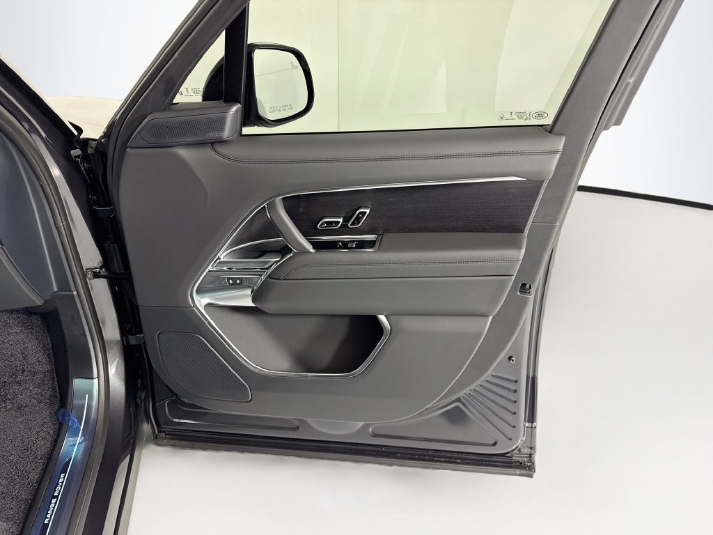 New 2027 Land Rover Range Rover SE AWD/4WD image 26