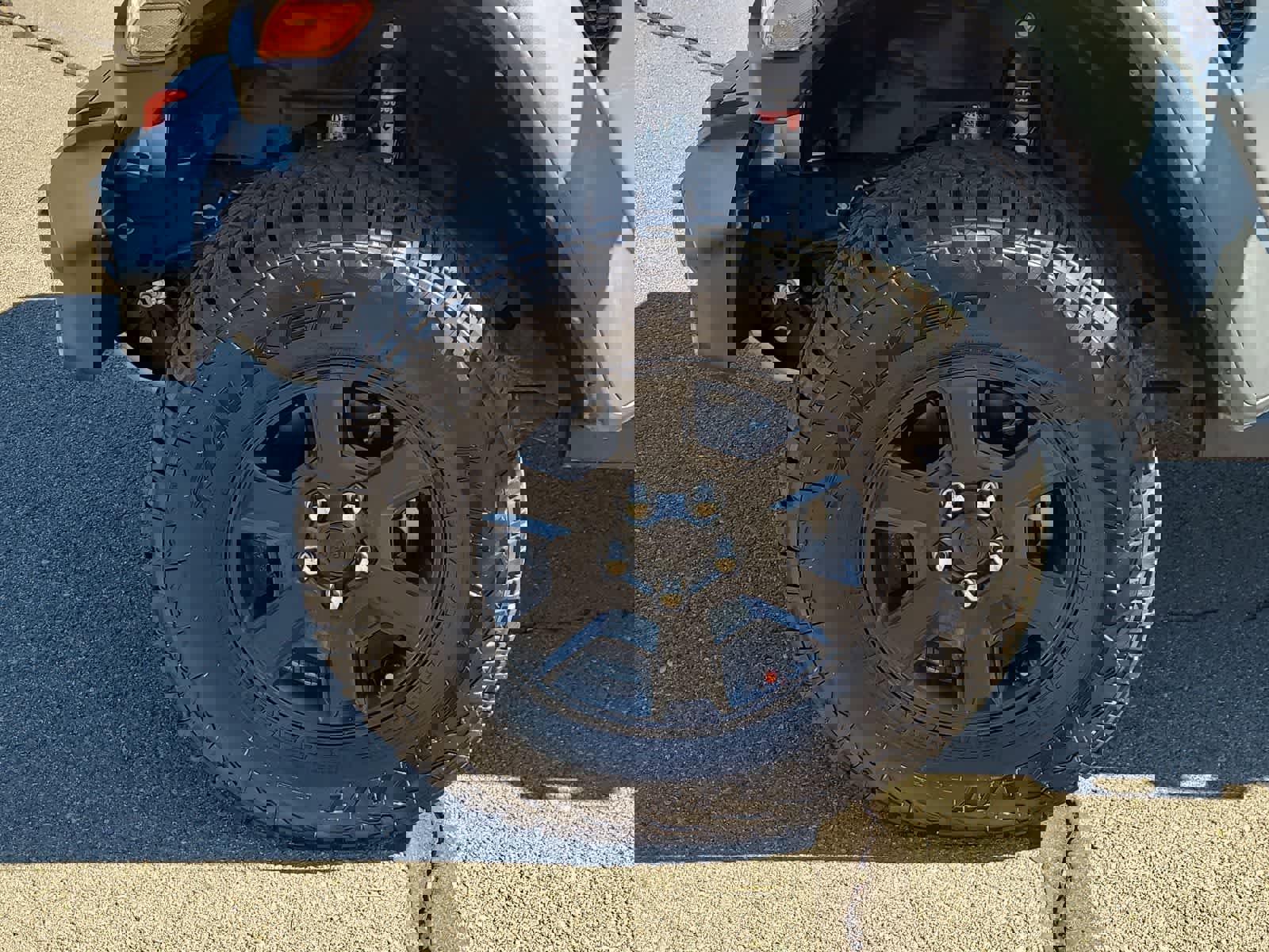 Used 2023 Jeep Gladiator Mojave image 16