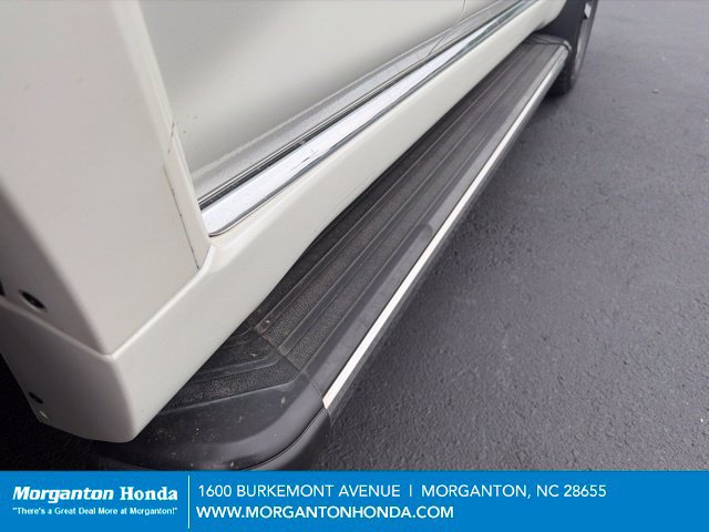 Used 2022 Toyota 4Runner Limited AWD/4WD image 9