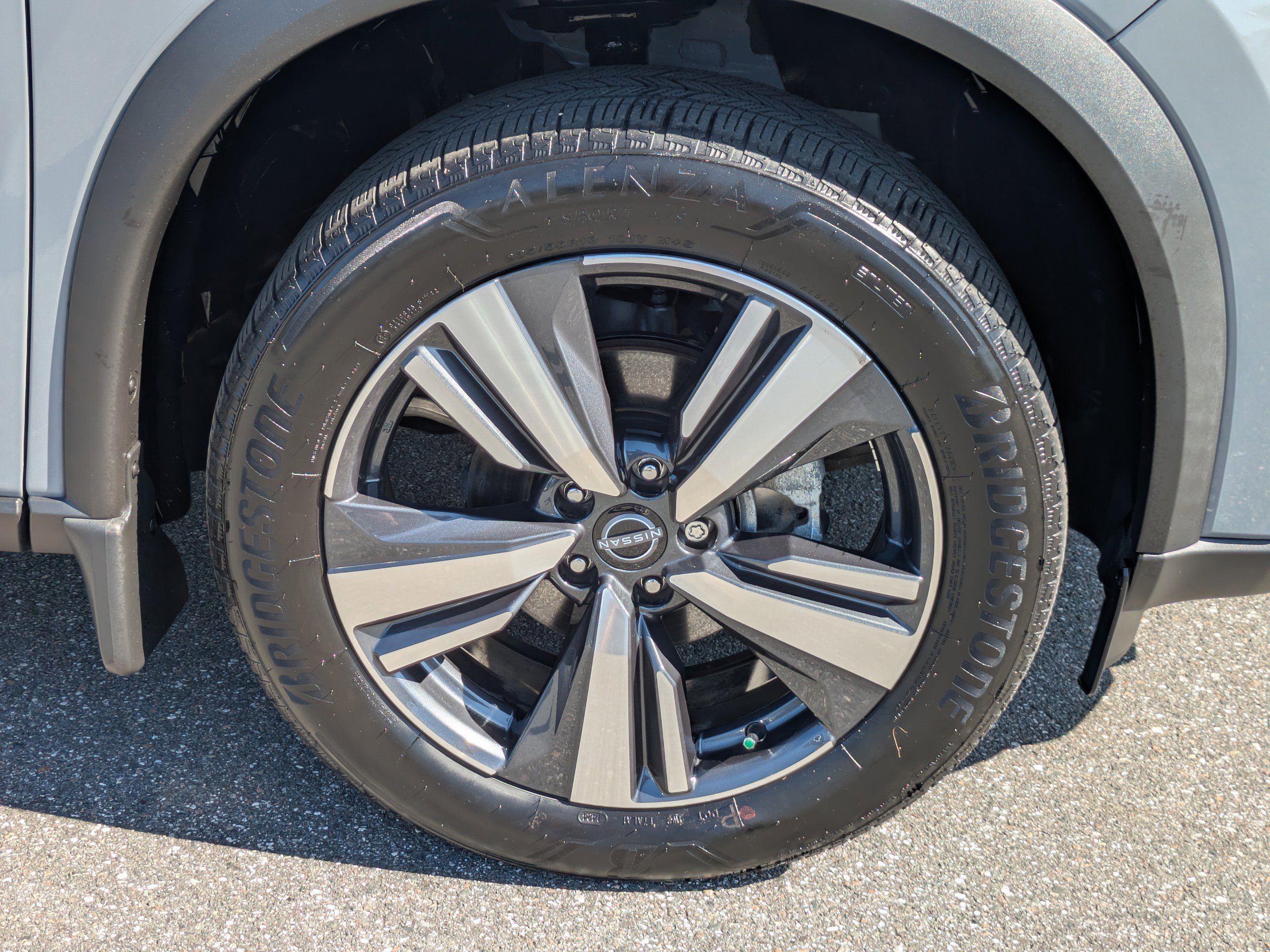 Certified 2024 Nissan Rogue SL w/ SL Premium Package FWD image 11