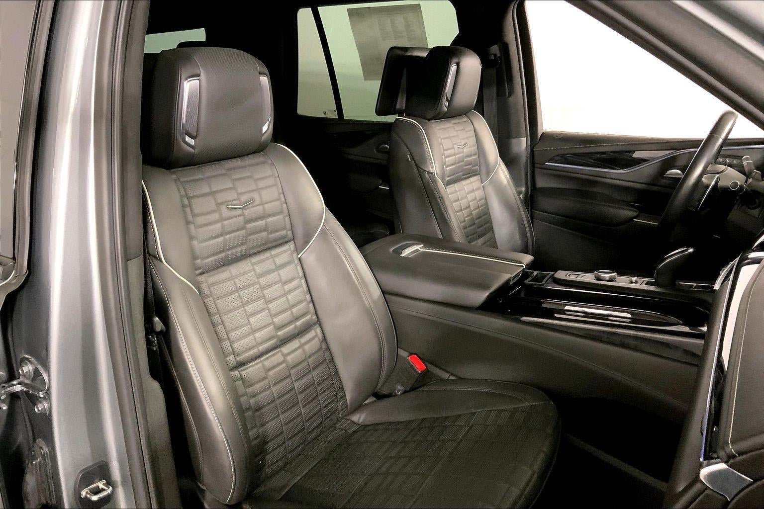 Used 2023 Cadillac Escalade V AWD/4WD image 7