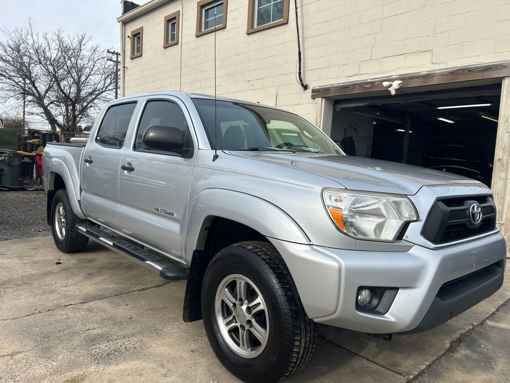 Used 2013 Toyota Tacoma PreRunner w/ SR5 Pkg image 3
