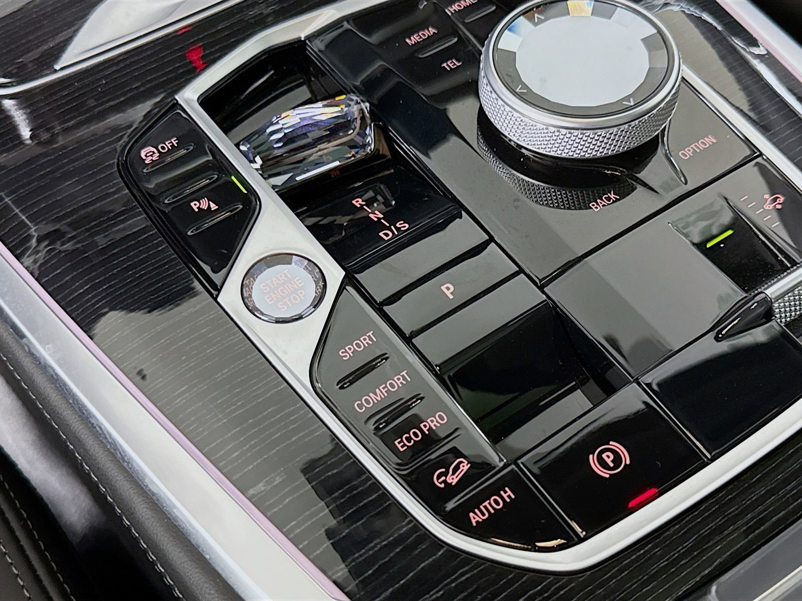 Used 2025 BMW X7 M60i image 17