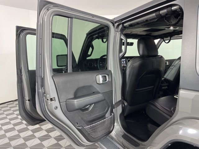 Used 2023 Jeep Wrangler Unlimited Sahara w/ Cold Weather Group image 39