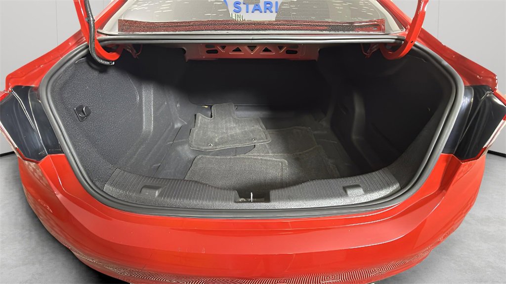 Used 2018 Chevrolet Cruze LS image 26