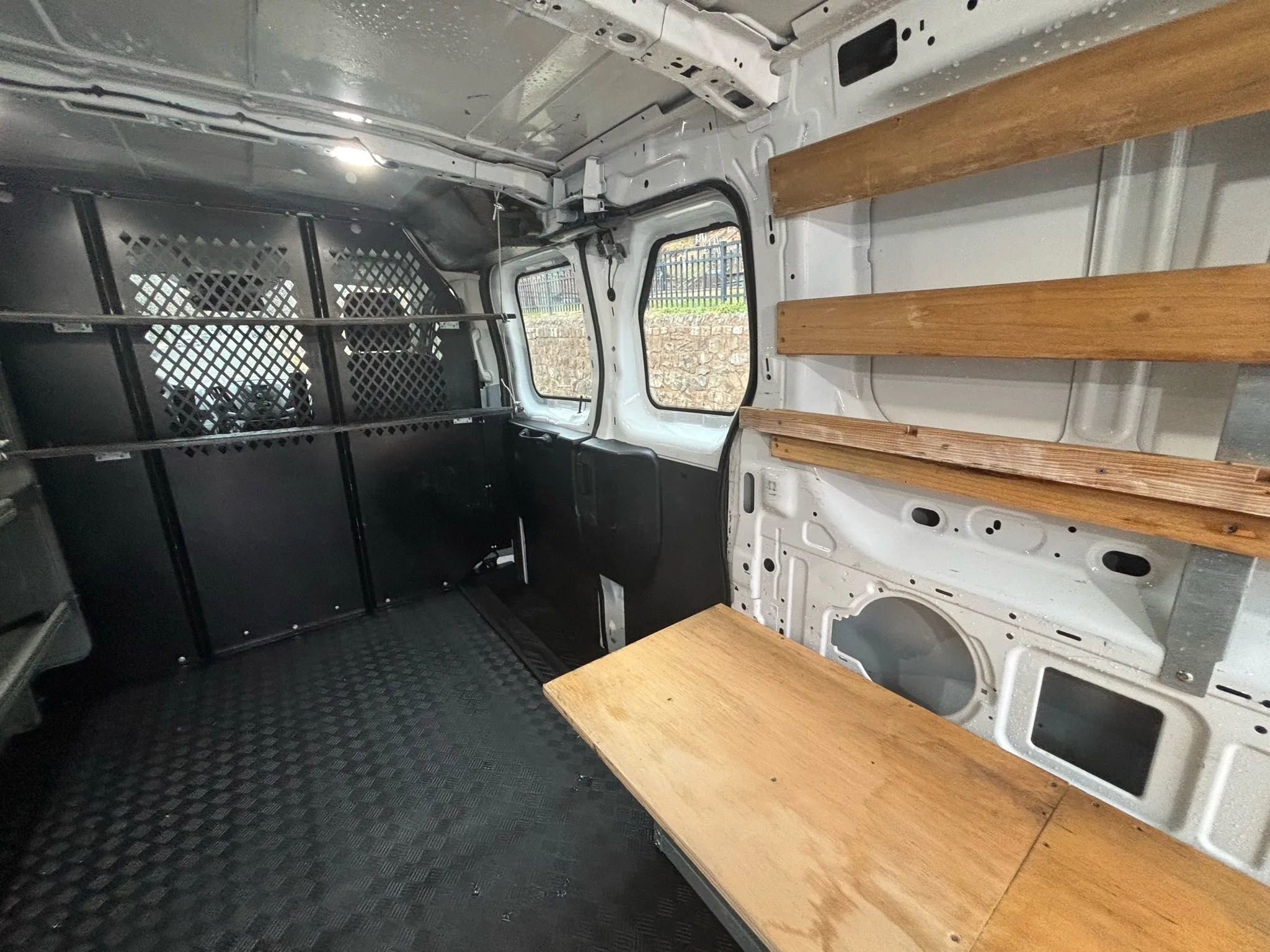 Used 2018 Ford Transit 250 130 Low Roof w/ Exterior Upgrade Package image 26