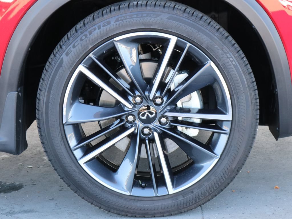 Certified 2025 INFINITI QX50 Sport AWD/4WD image 50