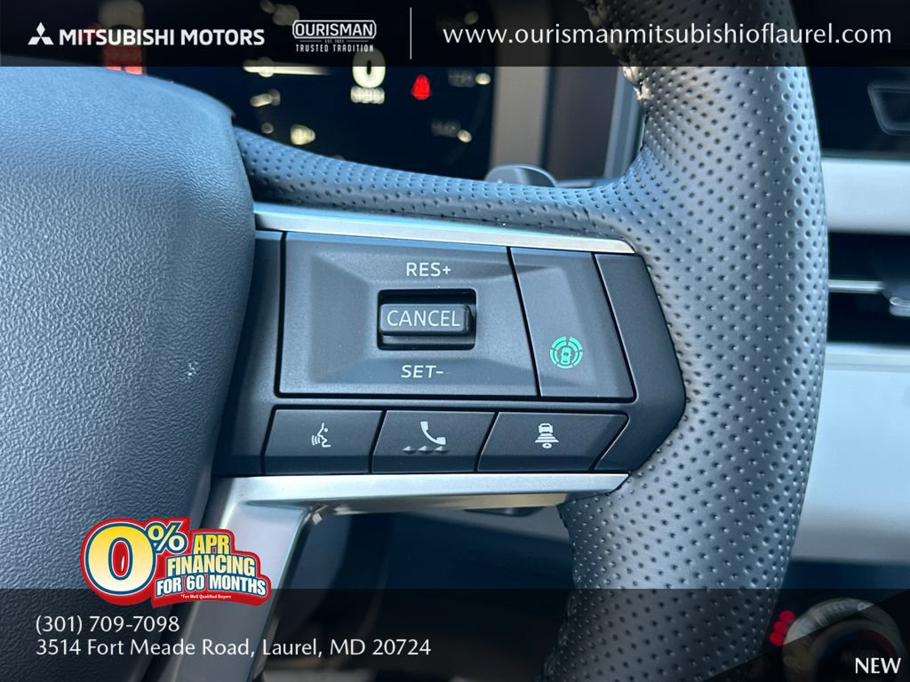 New 2025 Mitsubishi Outlander SEL image 26