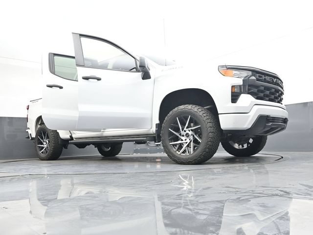 Used 2023 Chevrolet Silverado 1500 Custom AWD/4WD image 39