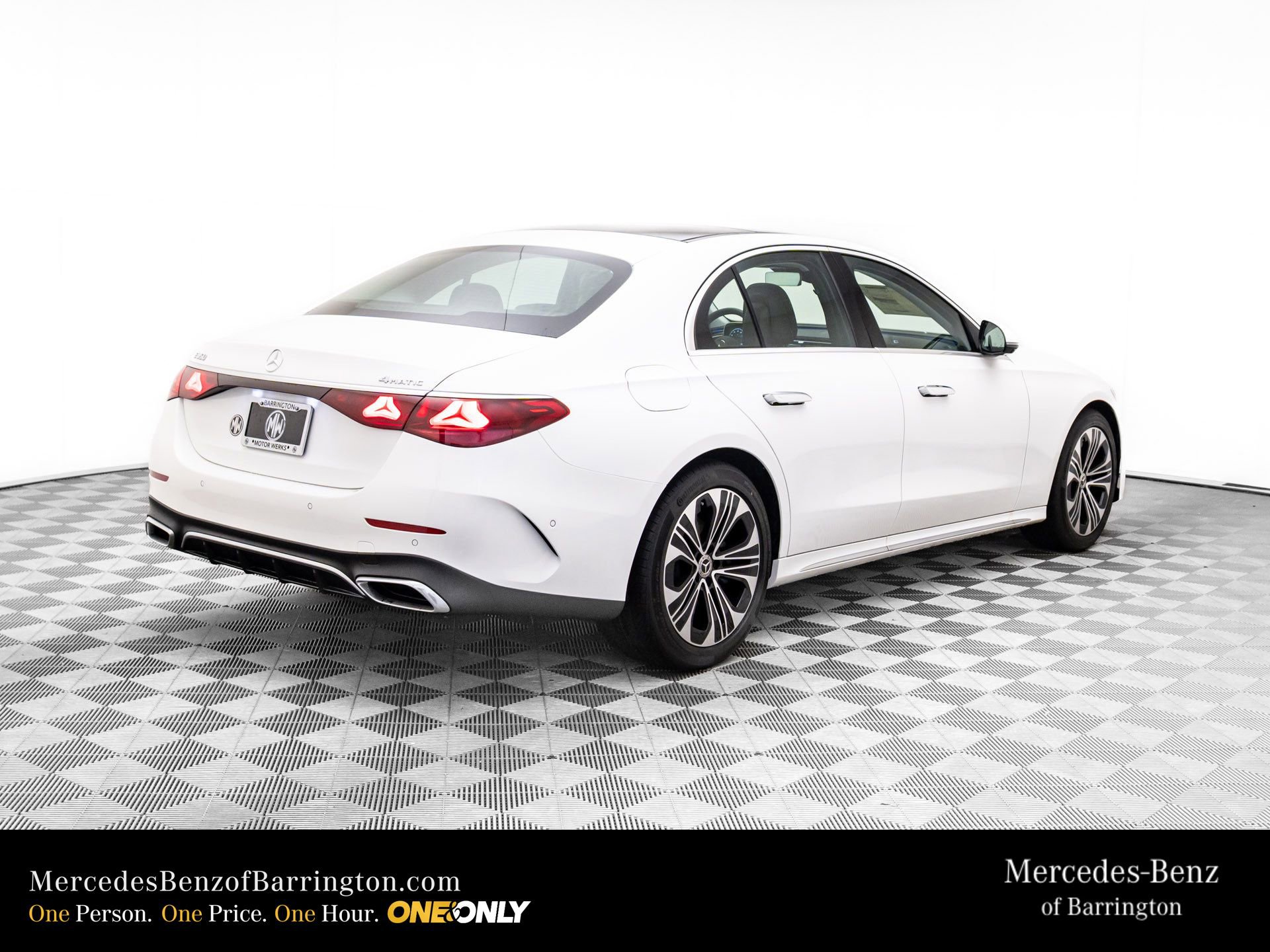 New 2026 Mercedes-Benz E 350 4MATIC Sedan image 6