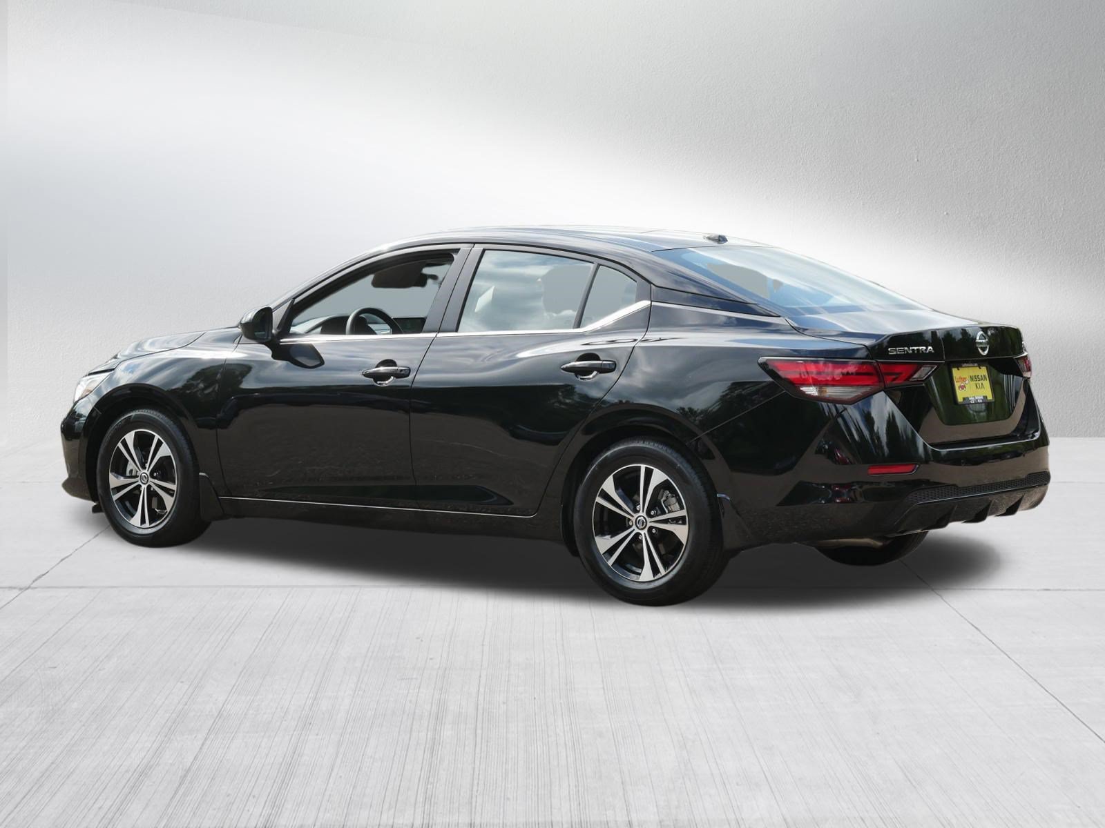 Certified 2023 Nissan Sentra SV FWD image 5