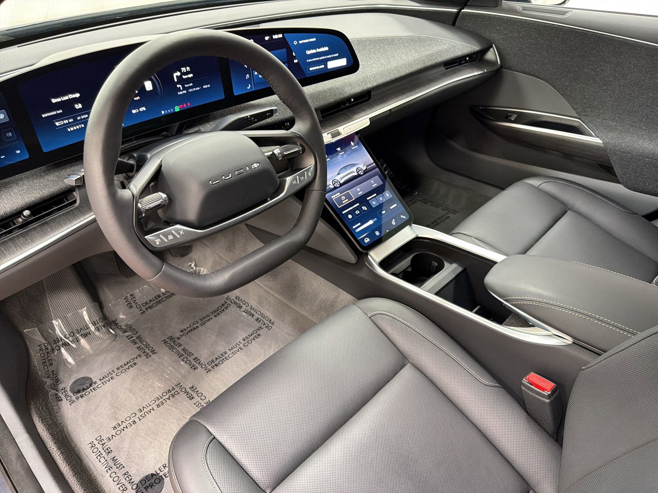 Used 2024 Lucid Air Pure image 4