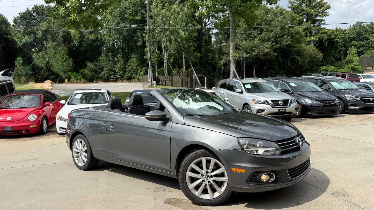 Used 2012 Volkswagen Eos Komfort FWD image 2
