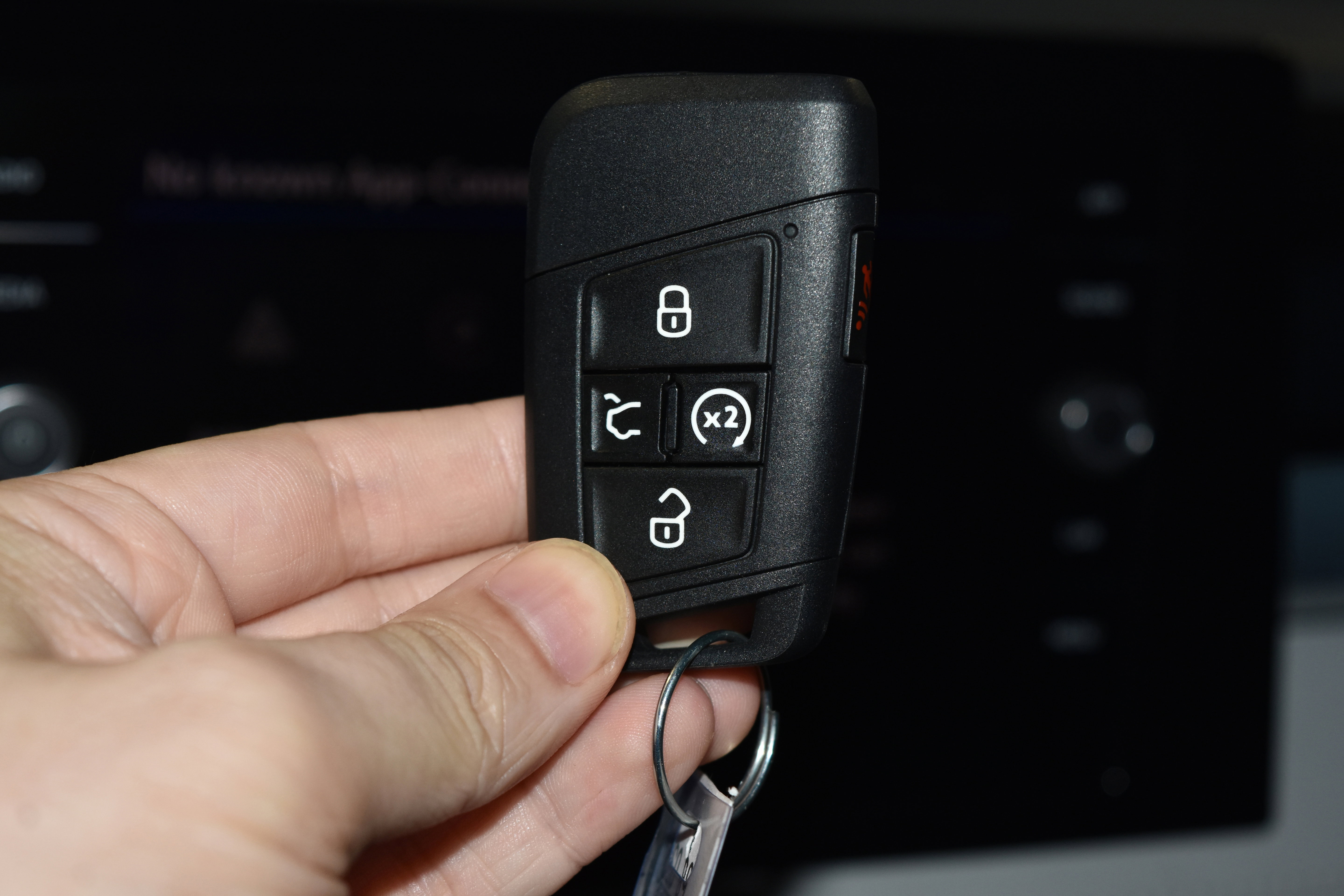 New 2025 Volkswagen Taos SE image 14