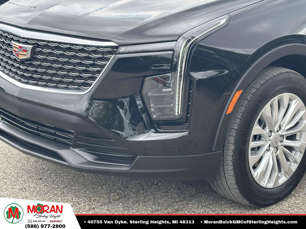 Certified 2024 Cadillac XT4 Luxury w/ Cold Weather Package AWD/4WD image 7