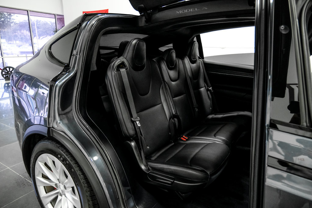 Used 2022 Tesla Model X AWD/4WD image 41