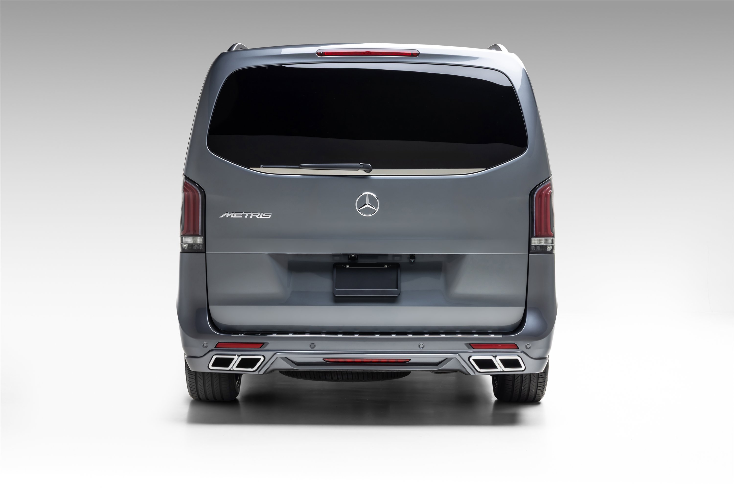 Used 2022 Mercedes-Benz Metris Passenger image 17