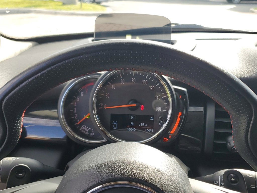Used 2019 MINI Cooper S image 24
