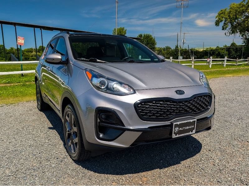 Used 2022 Kia Sportage Nightfall Edition AWD/4WD image 3
