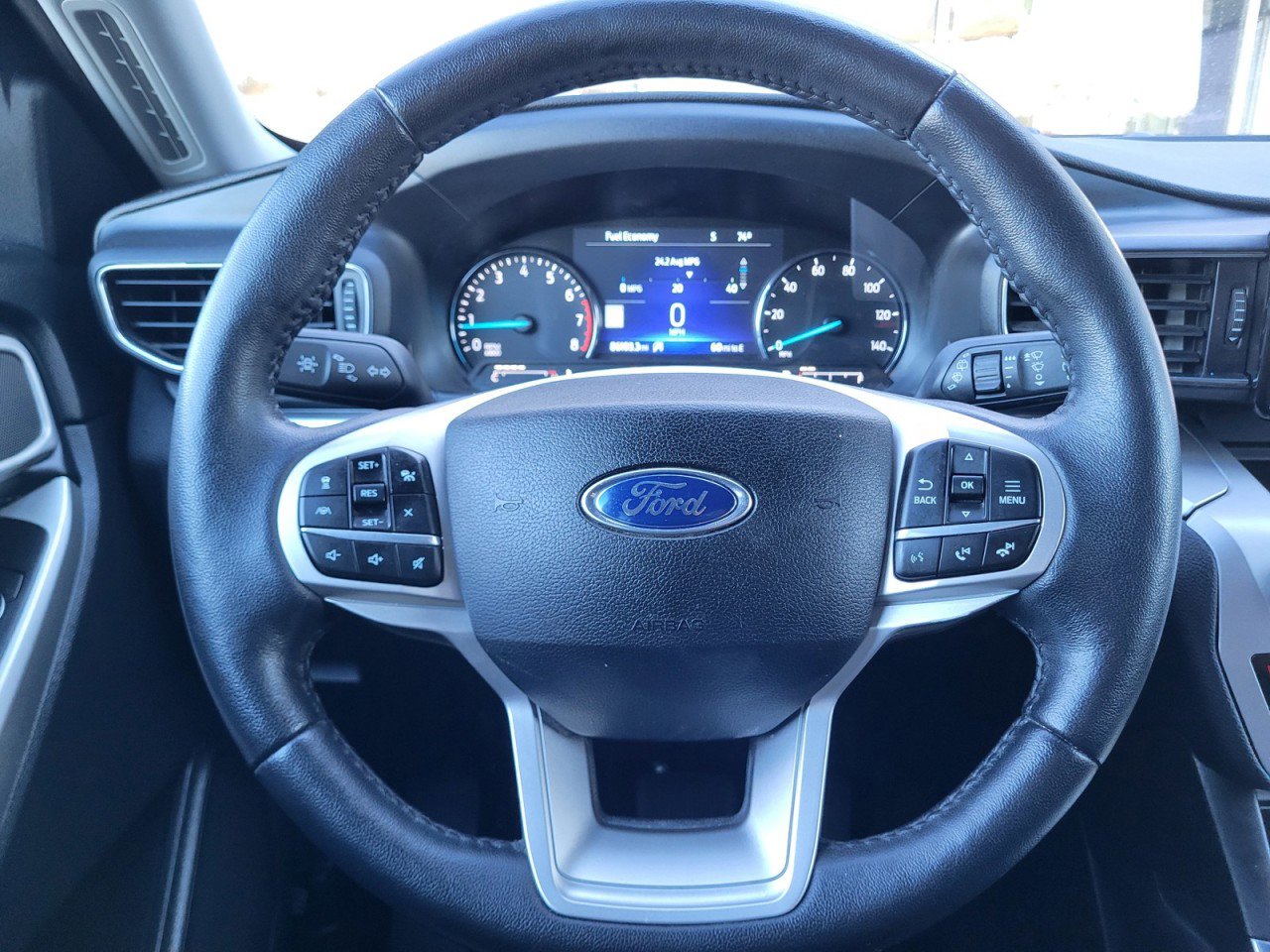 Used 2021 Ford Explorer XLT w/ Equipment Group 202A image 24