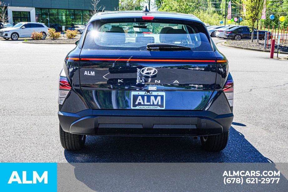 Used 2026 Hyundai Kona SE image 11