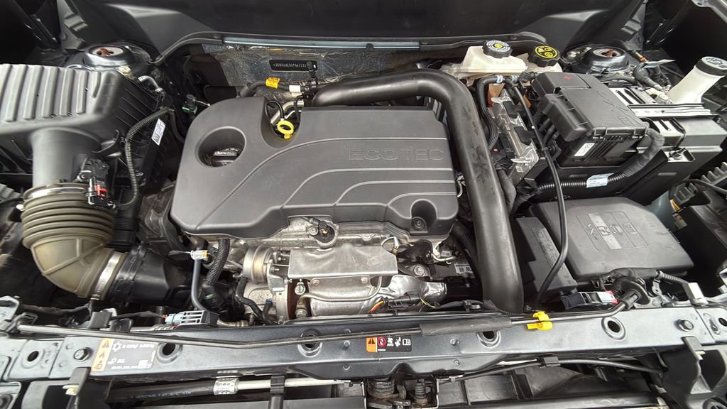 Used 2023 Chevrolet Equinox LT AWD/4WD image 20