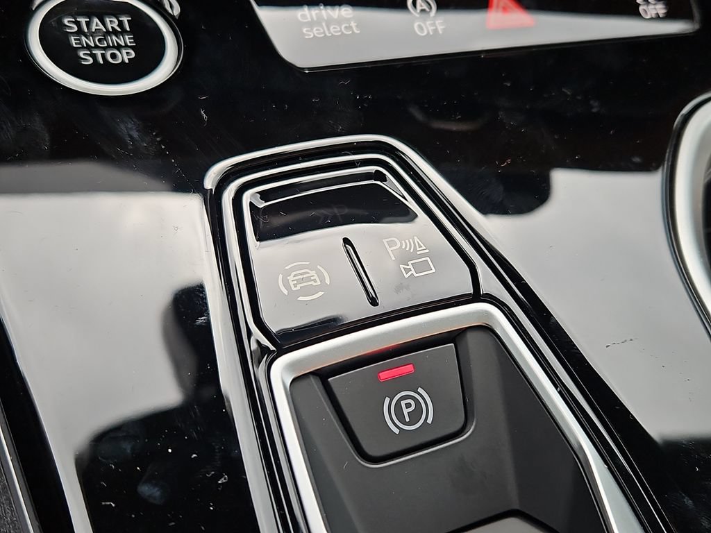 New 2026 Audi A6 Premium Plus AWD/4WD image 11